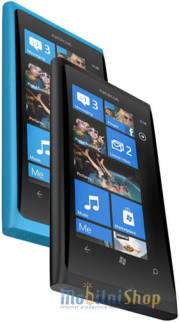 Lumia-800-1
