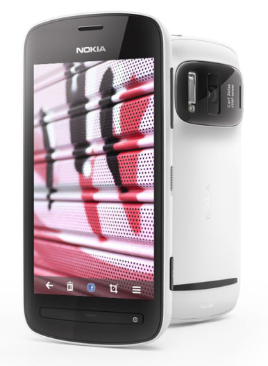 Nokia-808-PureView-3