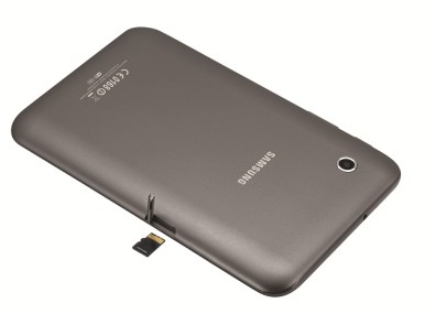 Samsung Galaxy Tab 2 7.0 ima micrSD slot pa se memorija može proširiti do 65 GB!