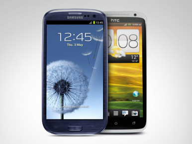 Samsung Galaxy S3 vs HTC One X (kliknite za uporedni prikaz)