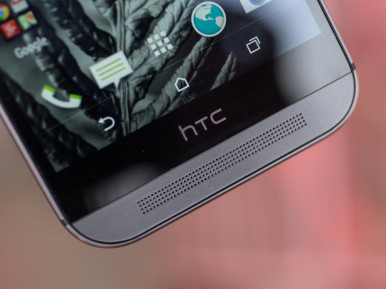 LG G3 vs HTC One M8 8