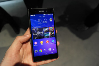 Sony Xperia Z3+ u ruci